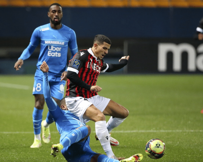 kaiyun体育app-包含法甲：里昂2-1逆转尼斯，队内明星表现抢眼的词条