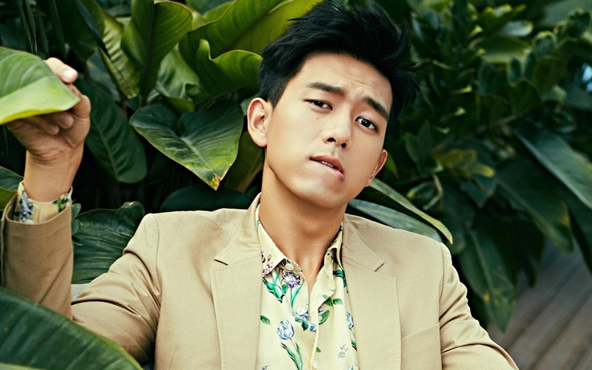 日本马术协会设立青少年马术奖学金，支持优秀学员发展。，日本马术障碍赛