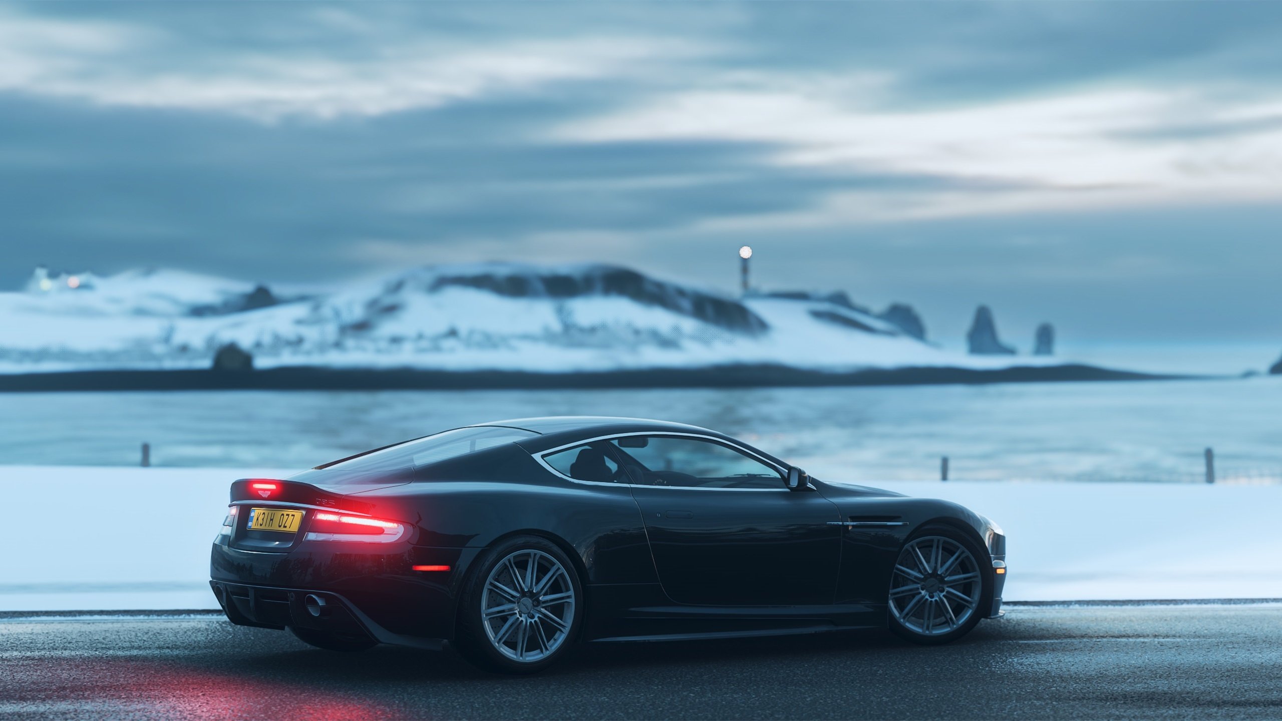 kaiyun体育综合-青少年极限绳索攀爬，跃上未知的高度，绳索攀登