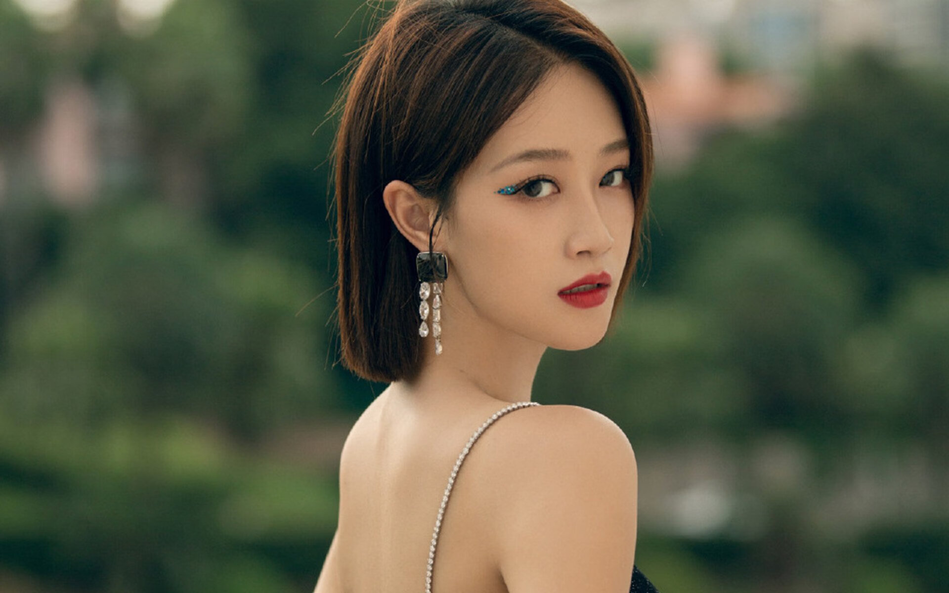 开云·体育官网-意大利蛙泳力量型选手决赛炸场，意大利泳装